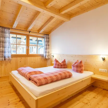 Appartement Weberstube Weberhaus Zollhaus Zollstoeckl Obertilliach