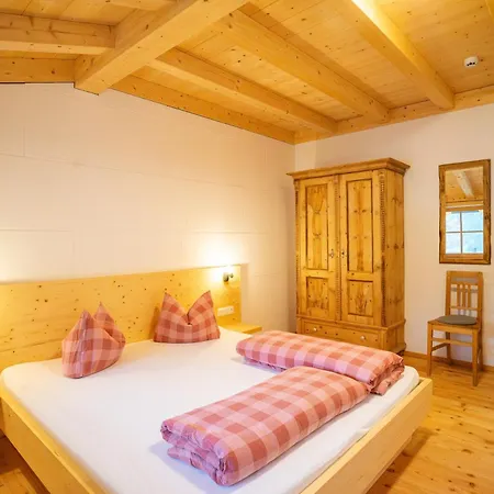 Weberstube Weberhaus Zollhaus Zollstöckl * Obertilliach