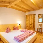 Weberstube Weberhaus Zollhaus Zollstoeckl * Obertilliach